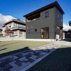 ぐるっと回れる動線の家